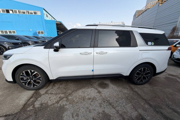 2021 Kia Carnival с пробегом 116 367 км