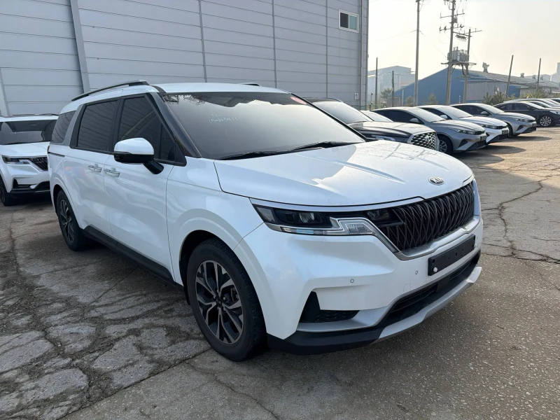 2021 Kia Carnival с пробегом 116 367 км