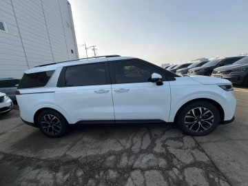 2021 Kia Carnival с пробегом 116 367 км