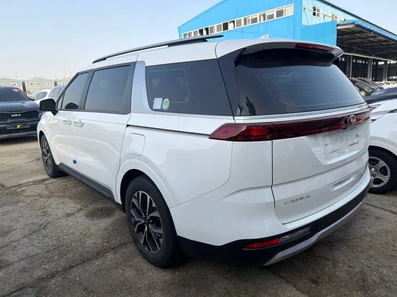 2021 Kia Carnival с пробегом 116 367 км