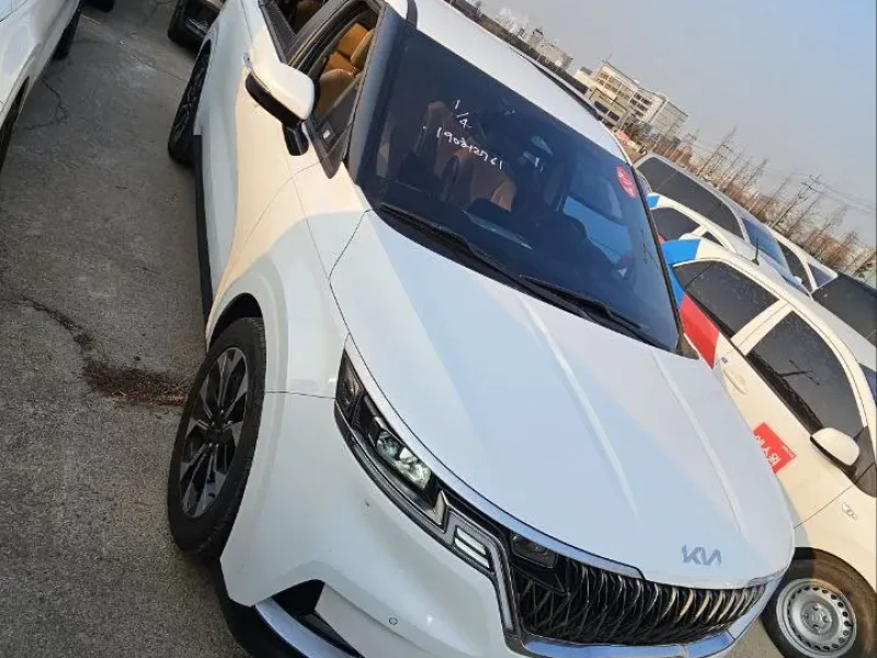 2021 Kia Carnival с пробегом 143 918 км