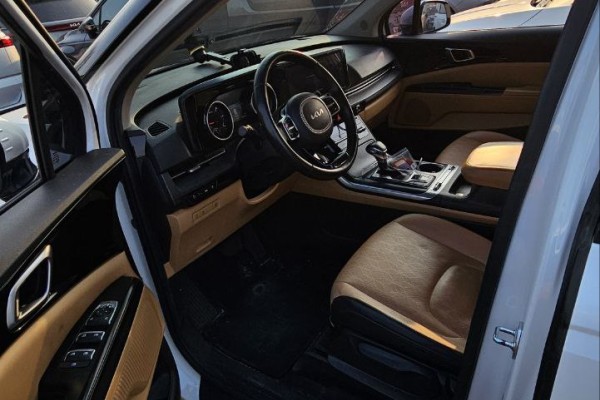 2021 Kia Carnival с пробегом 143 918 км