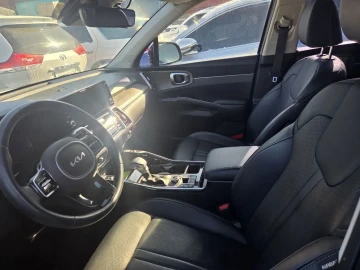 2022 Kia Sorento с пробегом 52 304 км