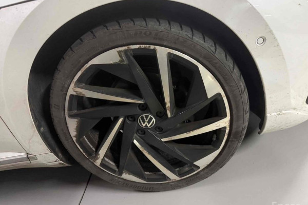 2022 Volkswagen Arteon с пробегом 63 000 км