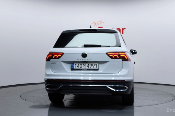 2022 Volkswagen Tiguan с пробегом 37 958 км