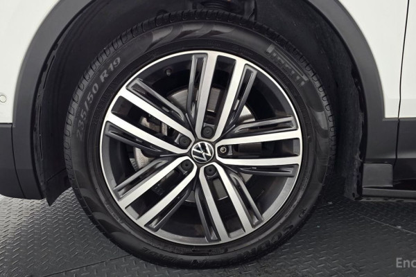 2022 Volkswagen Tiguan с пробегом 54 047 км