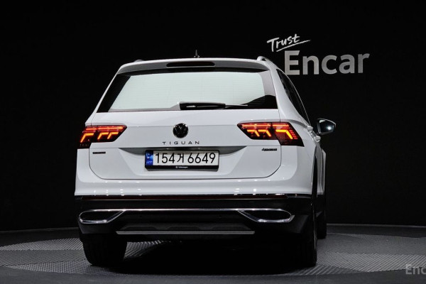 2022 Volkswagen Tiguan с пробегом 49 673 км