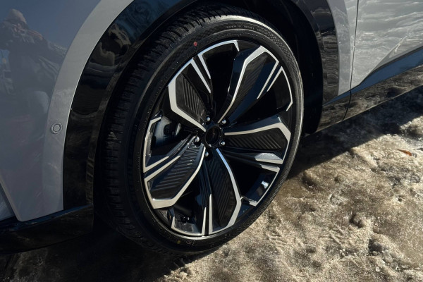 2025 Mazda EZ-60 200 MAX без пробега