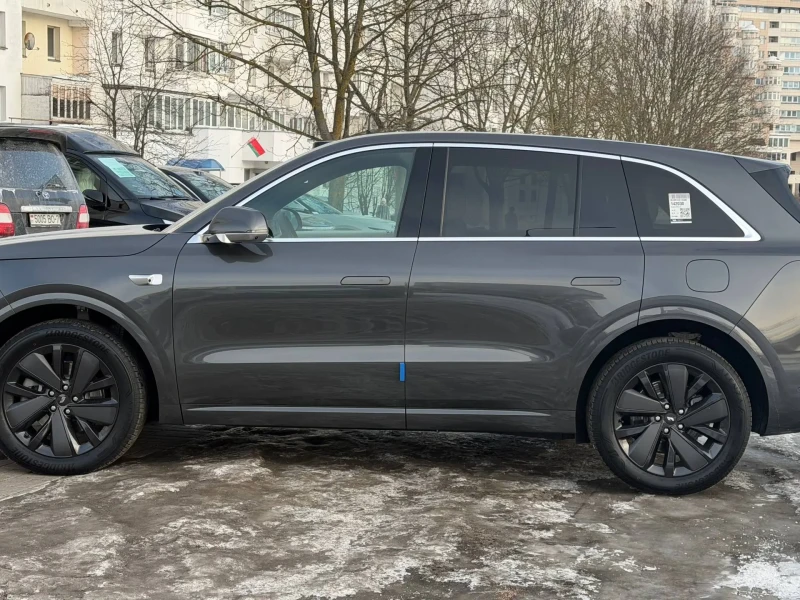 2025 Li Auto (Lixiang) L6 без пробега