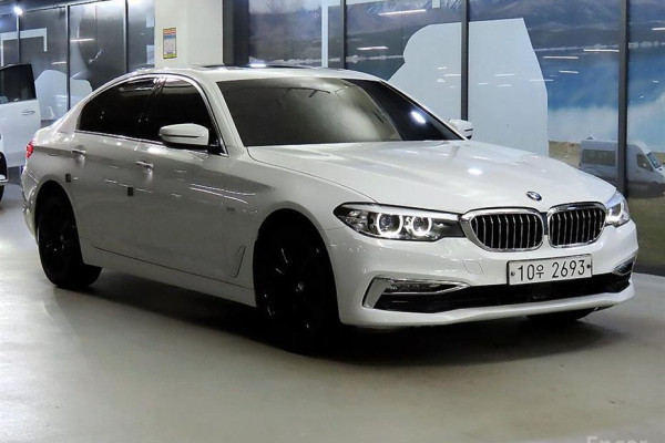 2018 BMW 5 серии с пробегом 71 917 км