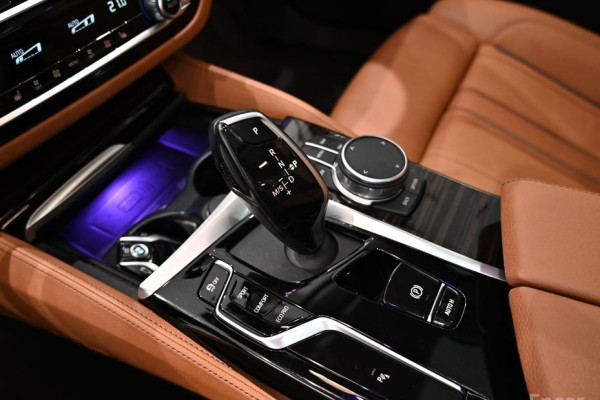 2020 BMW 5 серии с пробегом 81 194 км