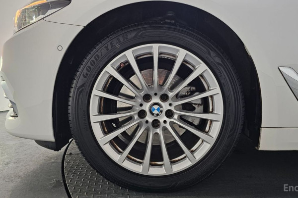 2020 BMW 5 серии с пробегом 74 898 км