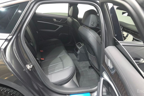 2022 Audi A6 с пробегом 47 423 км