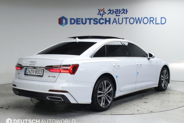 2022 Audi A6 с пробегом 52 832 км