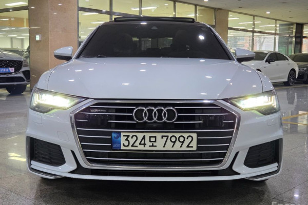 2021 Audi A6 с пробегом 98 096 км