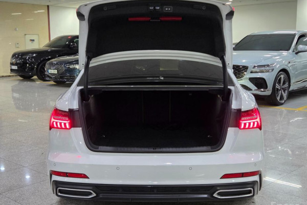 2021 Audi A6 с пробегом 98 096 км