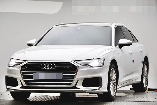 2021 Audi A6 с пробегом 67 588 км