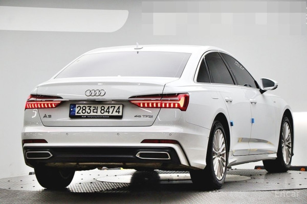 2021 Audi A6 с пробегом 67 588 км