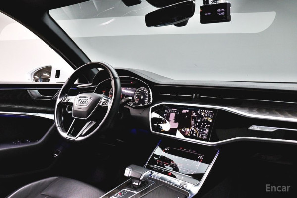 2021 Audi A6 с пробегом 67 588 км