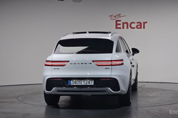 2021 Genesis GV70 с пробегом 78 622 км