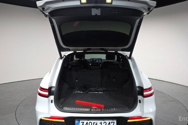 2021 Genesis GV70 с пробегом 78 622 км