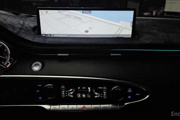 2021 Genesis GV70 с пробегом 74 539 км