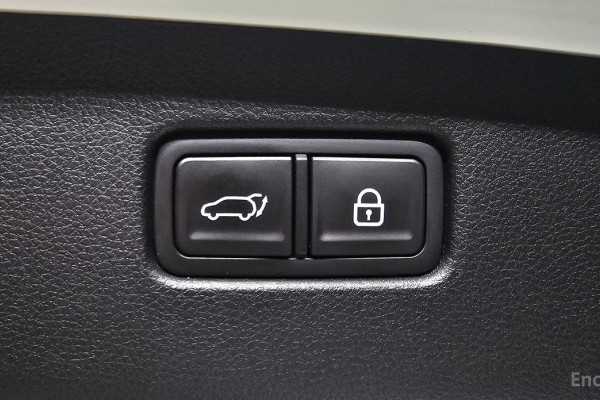 2021 Genesis GV70 с пробегом 74 539 км