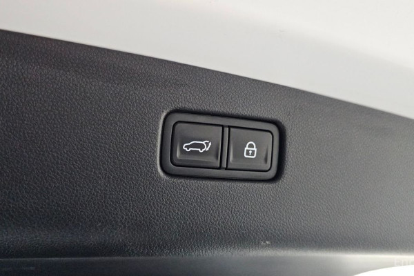 2021 Genesis GV70 с пробегом 66 025 км