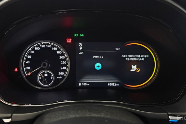 2021 Genesis GV70 с пробегом 66 552 км