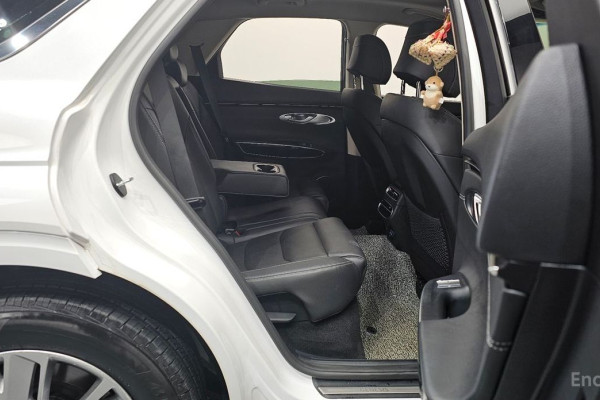 2022 Genesis GV70 с пробегом 60 040 км