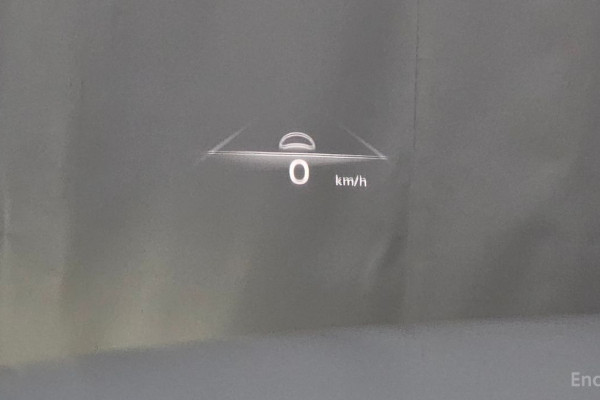 2021 Genesis GV70 с пробегом 40 810 км