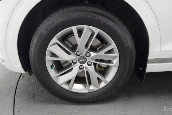 2021 Genesis GV70 с пробегом 63 731 км