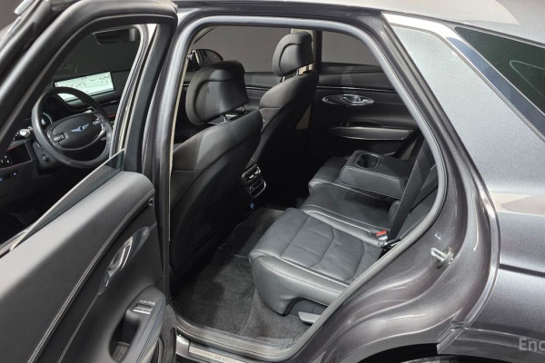 2021 Genesis GV70 с пробегом 62 153 км