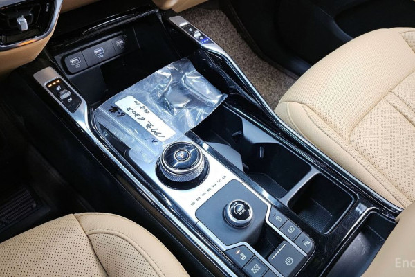 2022 Kia Sorento с пробегом 45 638 км