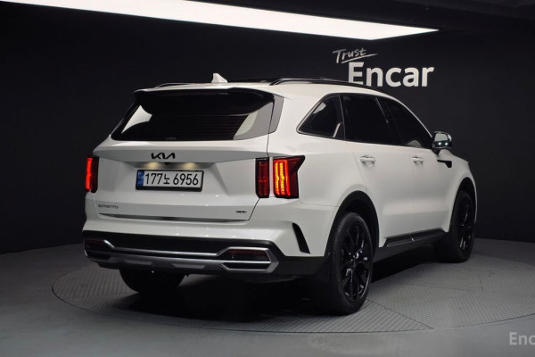 2022 Kia Sorento с пробегом 53 658 км