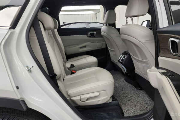 2022 Kia Sorento с пробегом 46 263 км