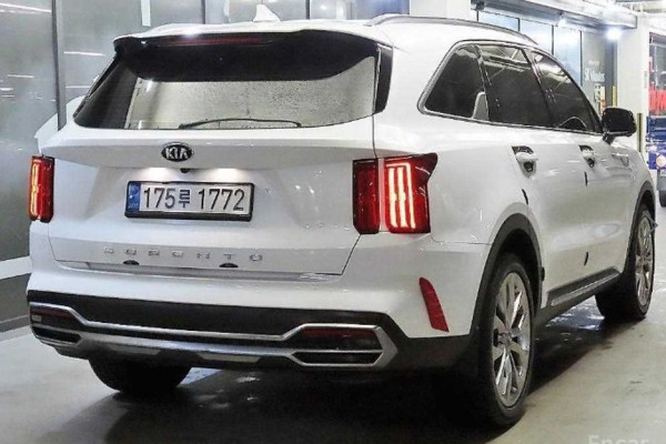 2021 Kia Sorento с пробегом 54 306 км
