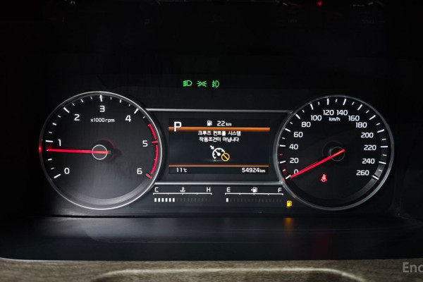 2022 Kia Sorento с пробегом 54 924 км