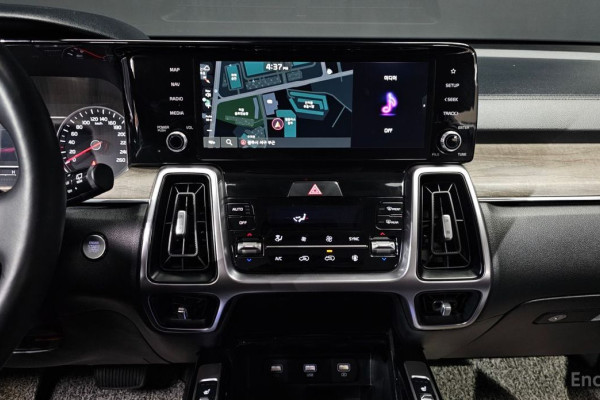 2022 Kia Sorento с пробегом 54 924 км