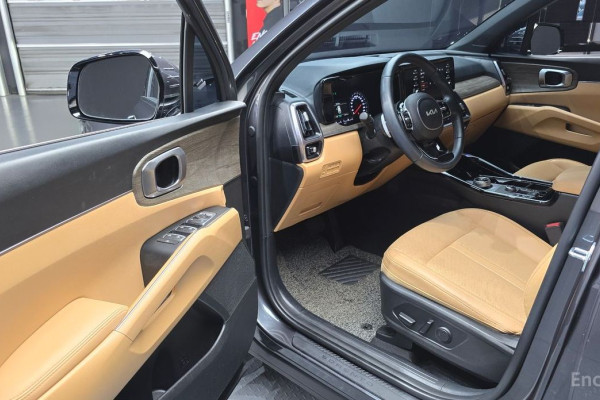 2022 Kia Sorento с пробегом 42 731 км