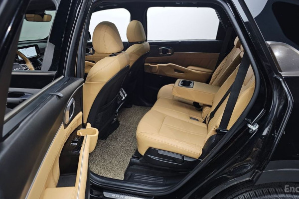 2022 Kia Sorento с пробегом 54 978 км