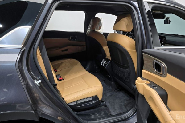 2022 Kia Sorento с пробегом 55 237 км