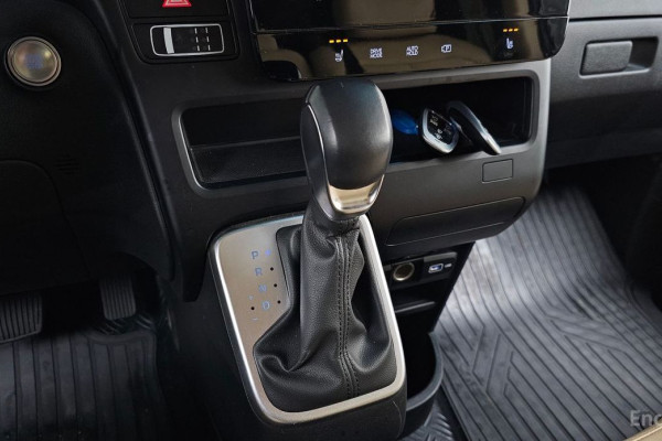 2022 Hyundai Staria с пробегом 48 618 км