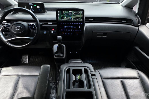 2022 Hyundai Staria с пробегом 106 526 км