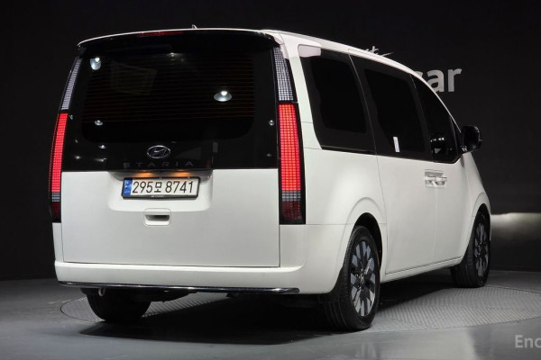 2022 Hyundai Staria с пробегом 100 644 км