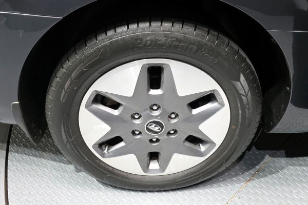 2022 Hyundai Staria с пробегом 75 645 км