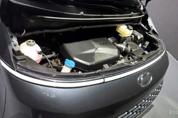 2022 Hyundai Staria с пробегом 75 645 км