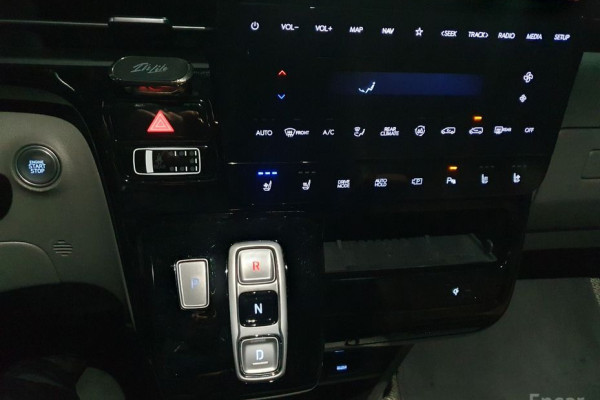 2022 Hyundai Staria с пробегом 49 403 км