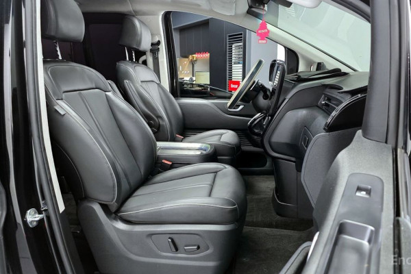 2022 Hyundai Staria с пробегом 142 433 км