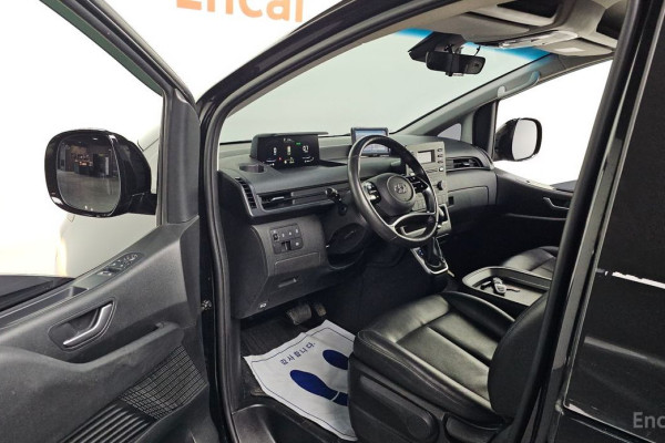 2022 Hyundai Staria с пробегом 49 644 км